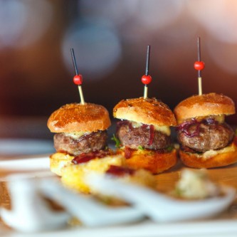 Plateau de 6 mini burgers Plateau de 6 mini burgers
