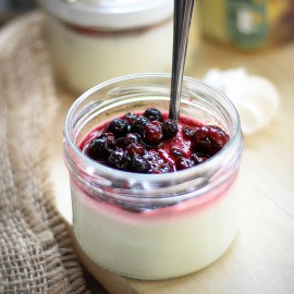 PANACOTTA MATCHA FRUITS ROUGES