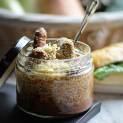 COUSCOUS MERGUEZ AGNEAU