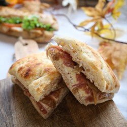 FOCCACIA JAMBON REBLOCHON